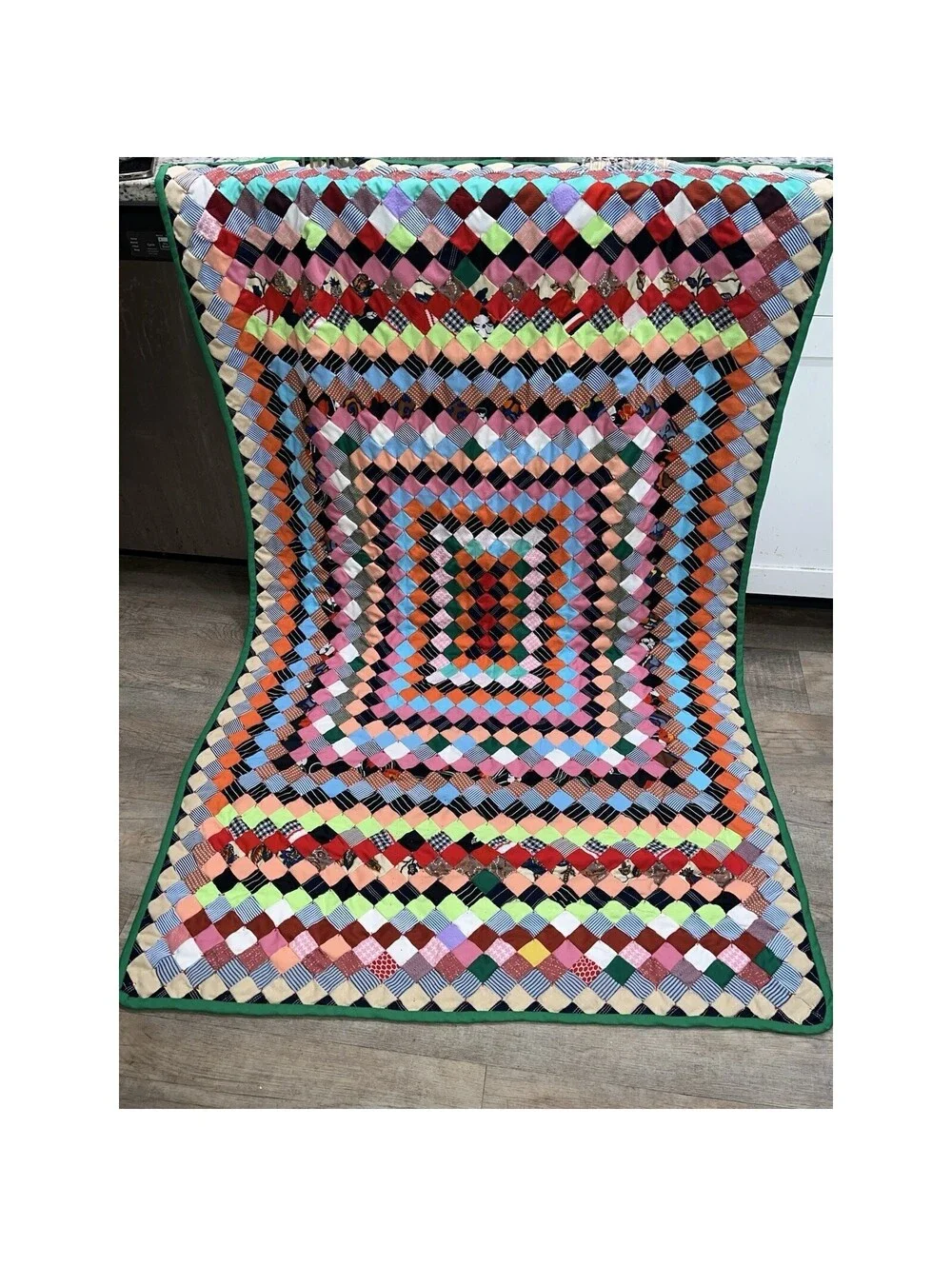 Vtg Around The World Postage Stamp Quilt 60’s 70’s Poly Fabric MCM 46” X 75”